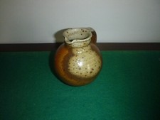 BEAU PICHET EN GRÈS PYRITÉ