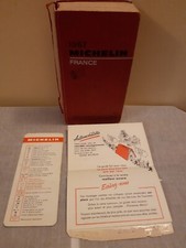 Guide Michelin 1967 avec son courrier et son marque pages 