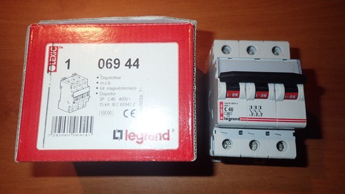 Legrand 06944 disjoncteur - legrand, 3