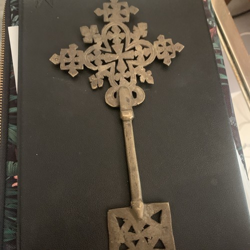 Croix main orthodoxe - main, /