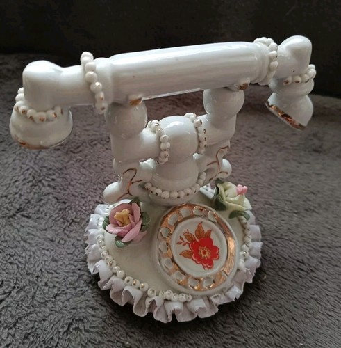 Pa1 vintage statuette - bc,