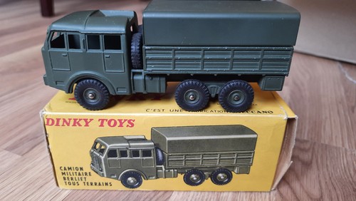 Dinky toys 818 camion - -,