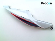 Queue carénage droite Suzuki