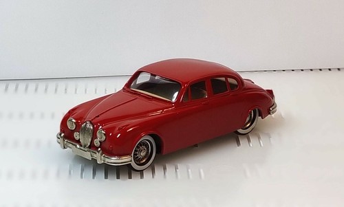 Jaguar mk2 saloon classic - 1:43,