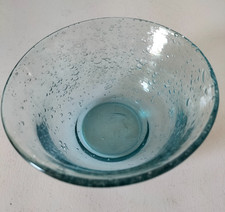 Coupelle en verre bullé signée Verrerie de Biot – Bleu clair