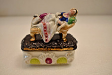 Antique Porcelaine Figuratif