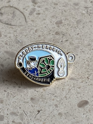Pin gendarmerie - pin’s,