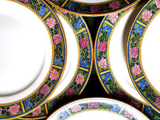Porcelaine de Limoges Service à dessert ancien (Plat + 11 assiettes)