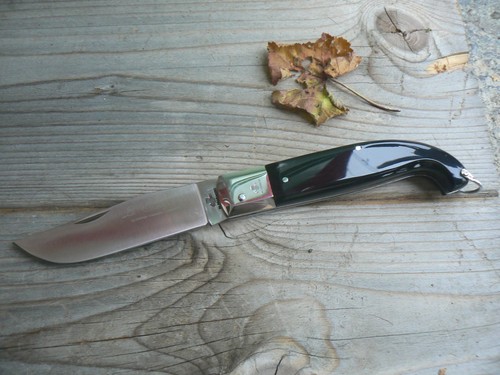 Couteau traditionnel ouverture