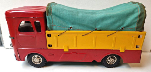 Rare camion cargo - camion, bâchée