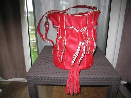 Sac lancel cuir rouge - , hommage