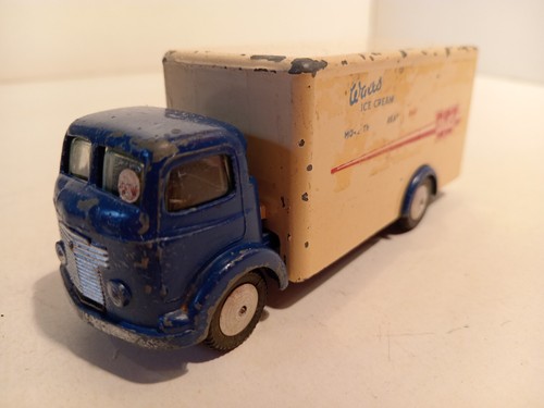 Corgi toys 453 commer - gb,
