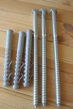 Lot de 3 Tirefonds + chevilles