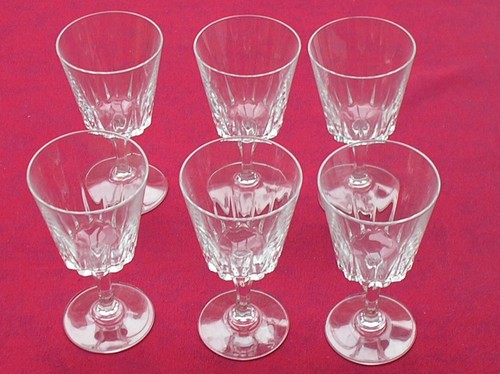 Lot verres vin - de, à