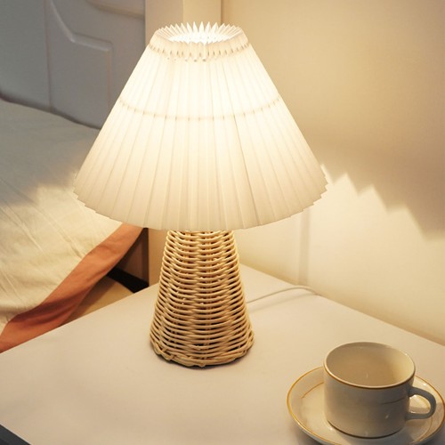 Lampe chevet plissée - de,