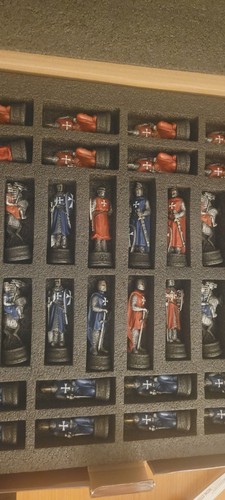 Medieval chess set - medieval,