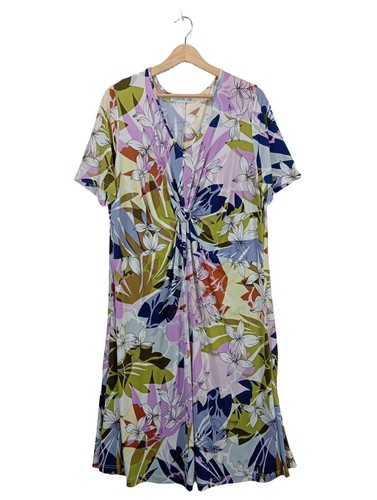 Couture line robe manches - à,