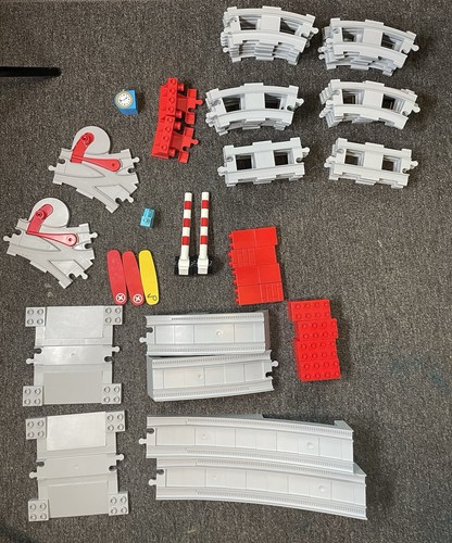 Lego duplo train - tracks, bridge
