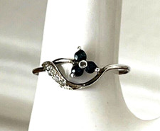 Bague en Argent vintage très fine avec fleur strass T57,5 environ