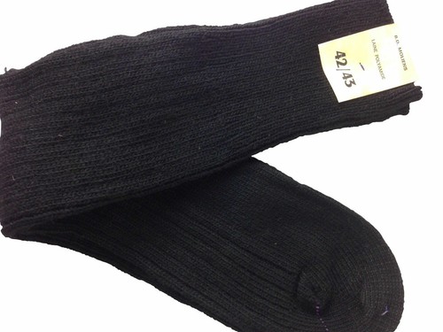 Chaussettes laine neuf - chaussettes,