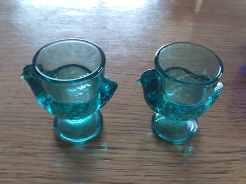 Coquetier ancien verre vert - ancien, en