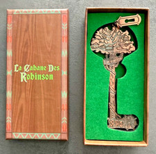 Clé collector Disneyland Paris CABANE DES ROBINSON éd. limitée 1992 exemplaires.