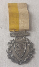 Ancienne médaille militaire, Suisse Montreux, Huguenin Le Locle, en argent 900