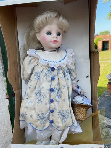 Poupee mundia les precieuses - les,