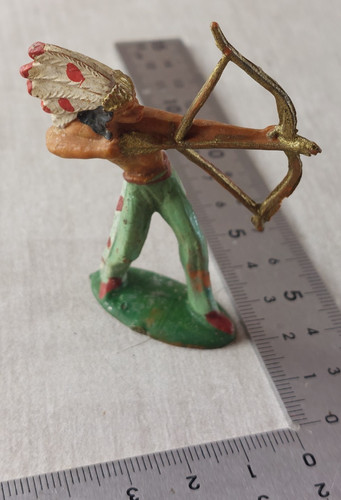 Ancienne figurine en - ancienne,