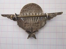 JOLI BREVET PARACHUTISTE NUMEROTER  ANNEE  1974