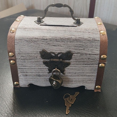 Boîte bois tirelire - en,