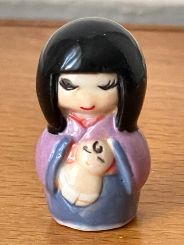 Fève poupée japonaise bébé - poupée,