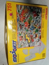 MAJOKIT 751  majorette