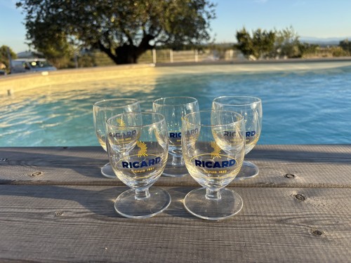 Lot verres à - verres, ballon