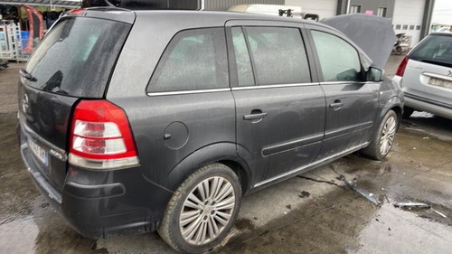 Custode arriere droit - , (porte)