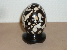 OEUF EN PIERRE DURE MARBRE