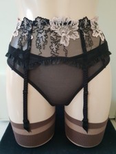 LISE CHARMEL PORTE JARRETELLE TAILLE 2 MODELE FEMINISSIME REF AC4703