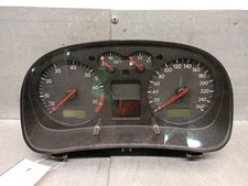 1J0920825A tableau de bord