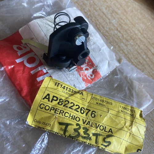 Aprilia 8222676 couvercle
