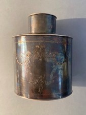 ÉLÉGANTE BOITE À THÉ E