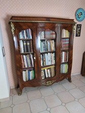 ARMOIRE   BIBLIOTHEQUE  MARQUETERIE DE PALISSANDRE.  BRONZES DORES. NAPOLEON III