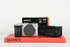 Sony A6400 Silver + Battery
