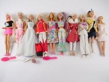 Lot 10 Poupées Barbie Mattel Années 80/90 avec Tenues et Accessoires Vintage