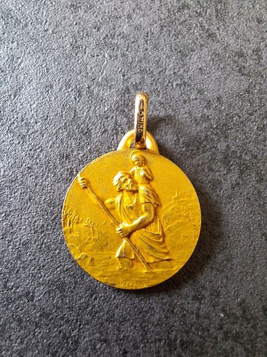 Pendentif plaqué saint - or,