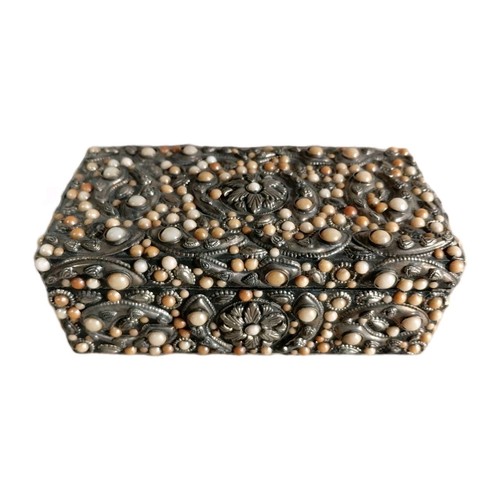 Boite orientale indo - boite,