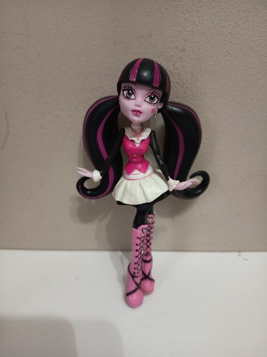 Monster high figurine - monster,