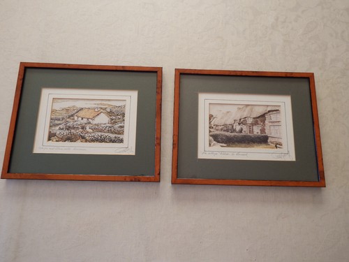 Paire jolis petits tableaux - paire,