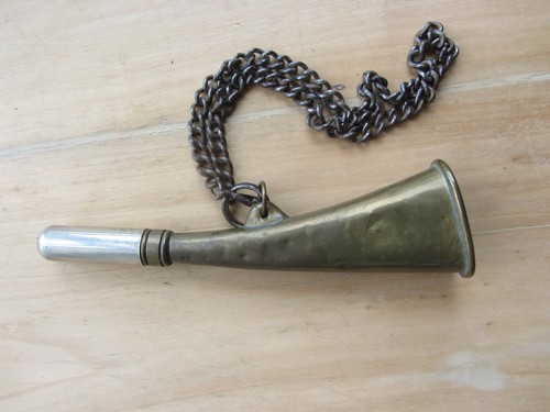Sifflet corne chasse de - de,
