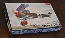Maquette avion 1/32 Fokker Dr.I. Roden Ro601. Comme neuf.