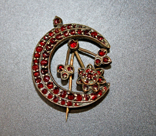 Belle broche antique - belle,